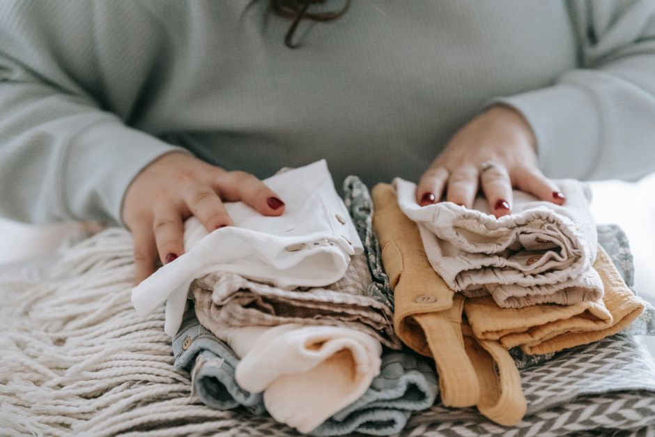 Capsule fashion pieces that mix for office and weekend plans