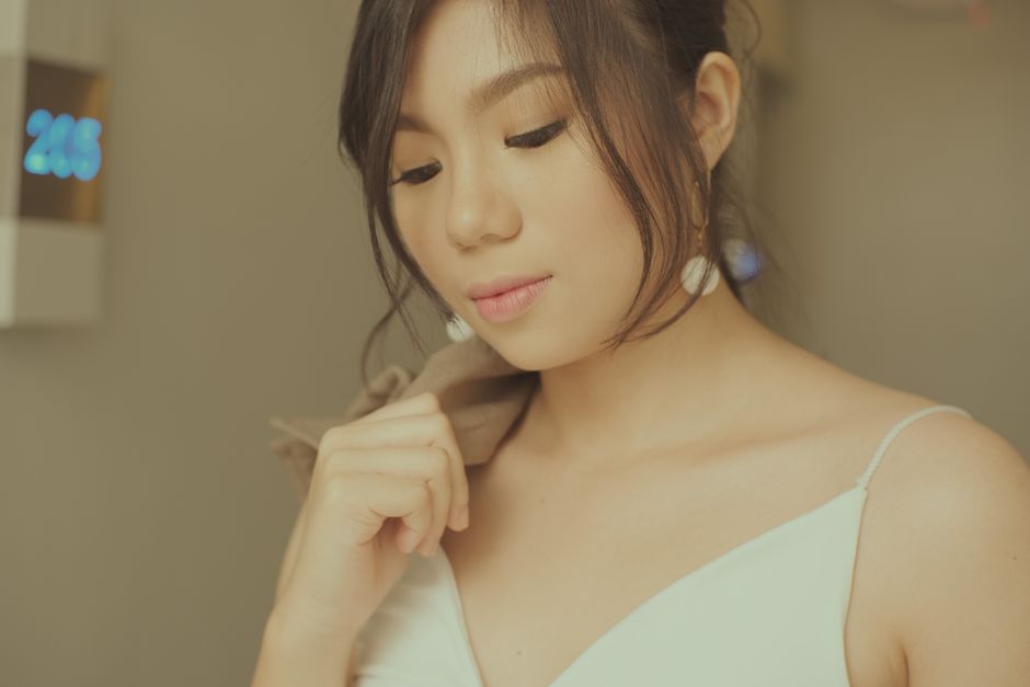 Clean everyday makeup for busy mornings under fifteen minutes