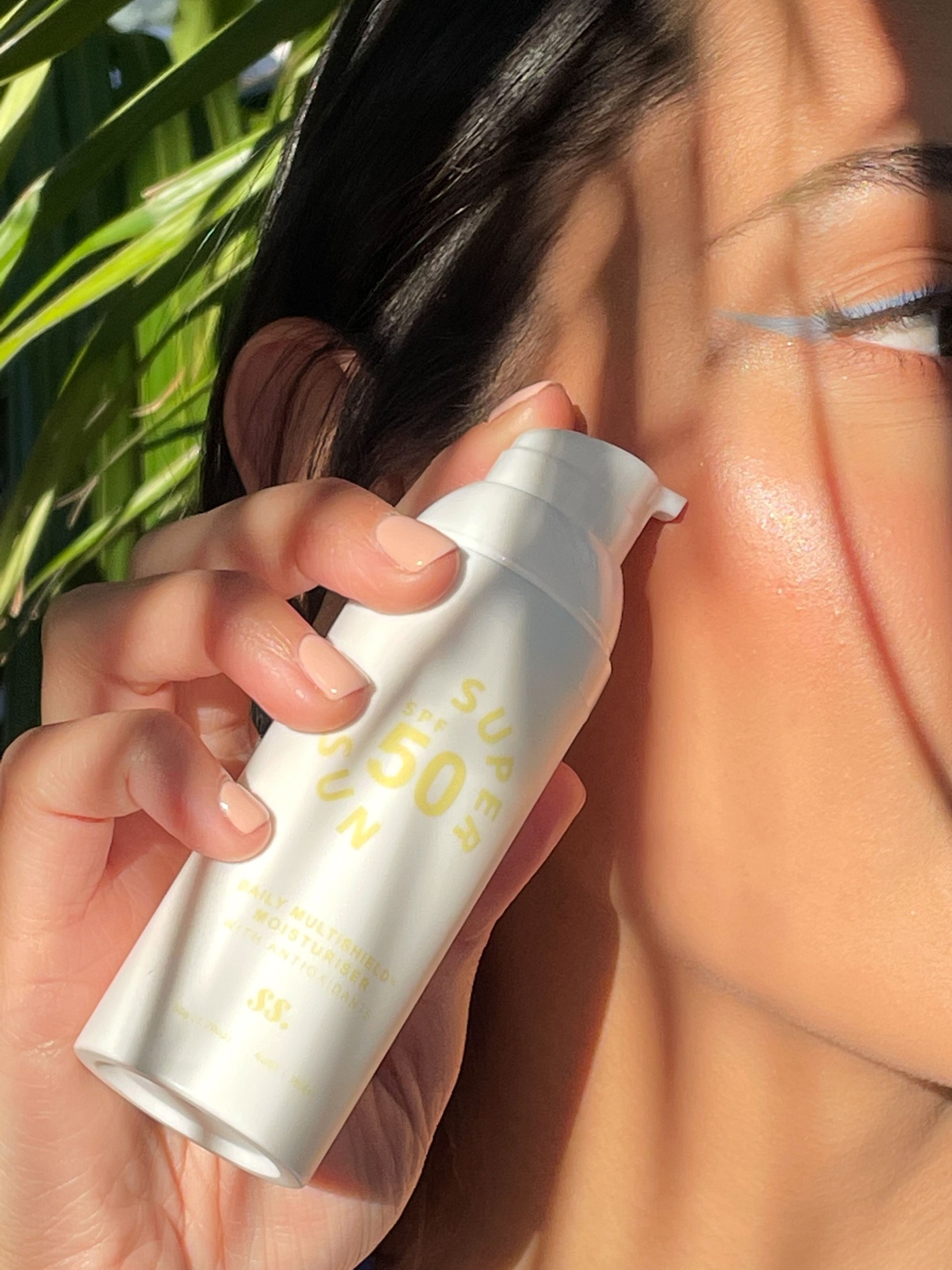 Sunscreen Under Foundation: Keep Protection and Coverage Separate